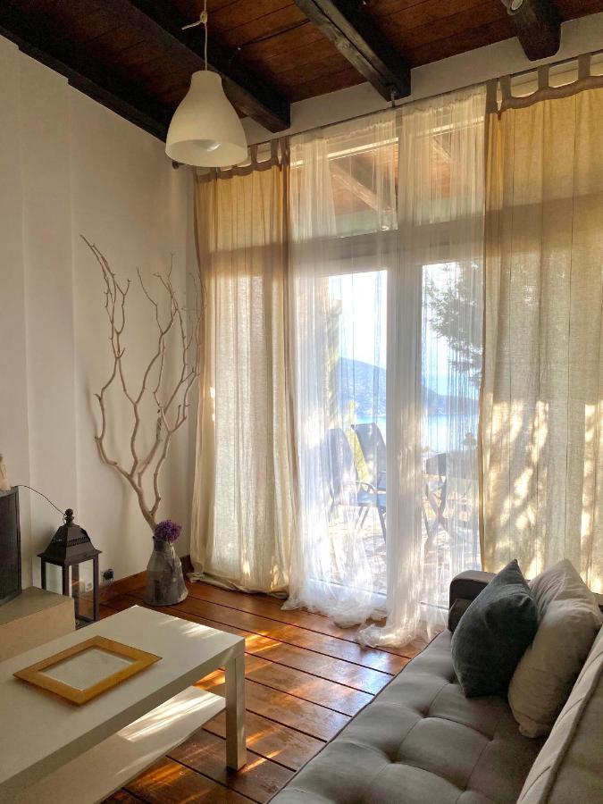 Melolia Estate Appartement Thebes Buitenkant foto